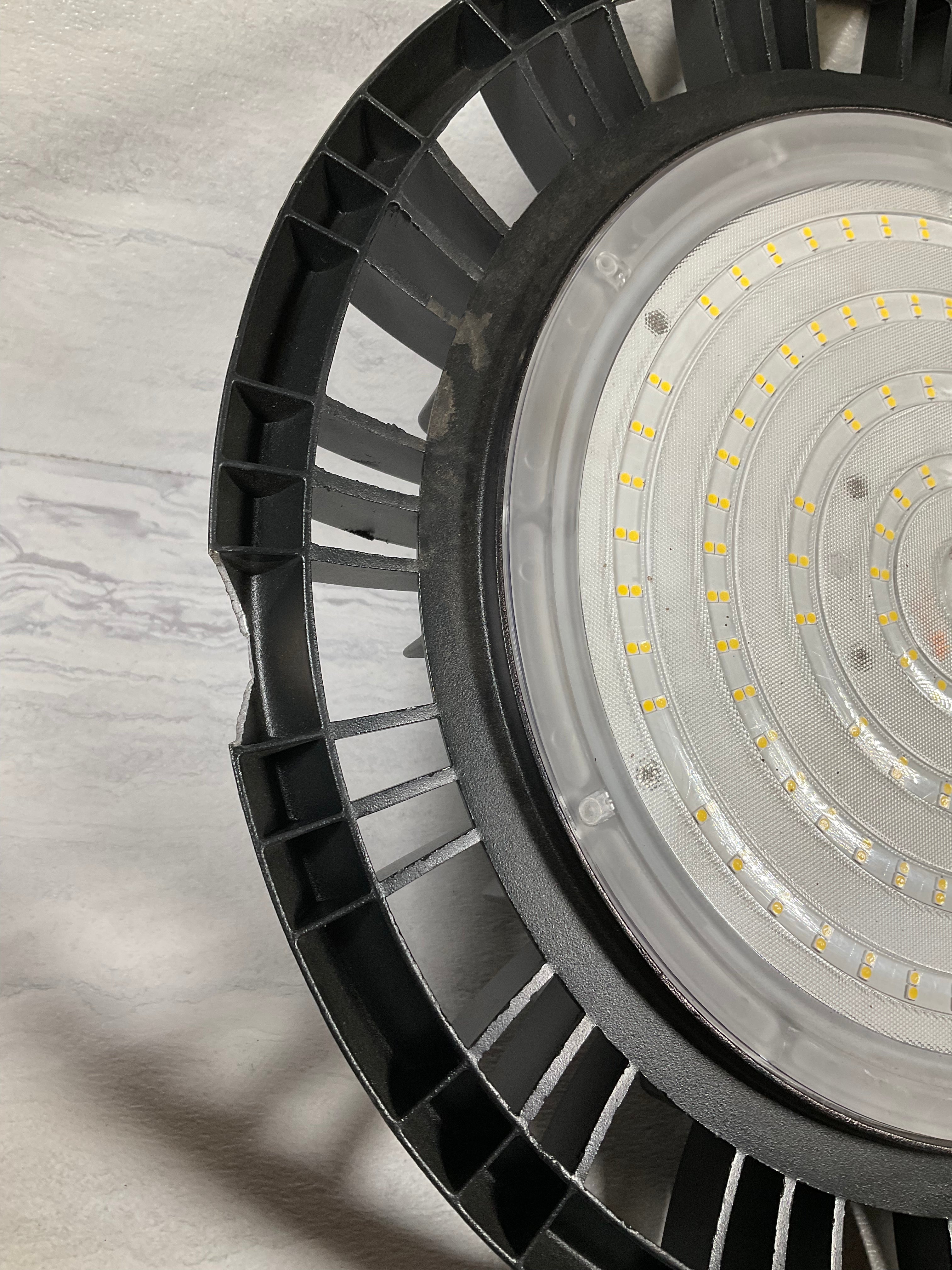 UFO LED High Bay Light, 200W 5000K 100-277V, Dimmable (6979562963127)
